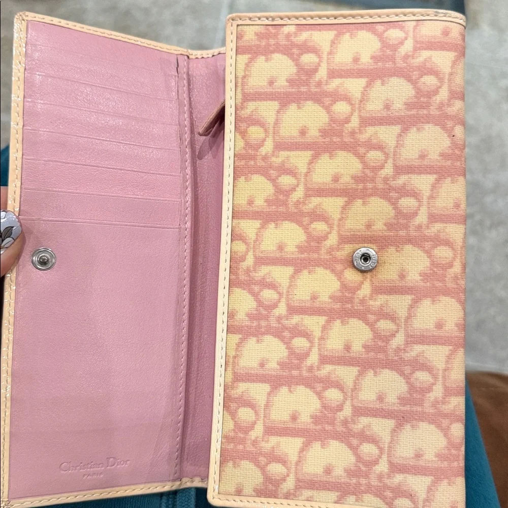 Dior Pink and‎ Cream Logo Clutch (wallet)